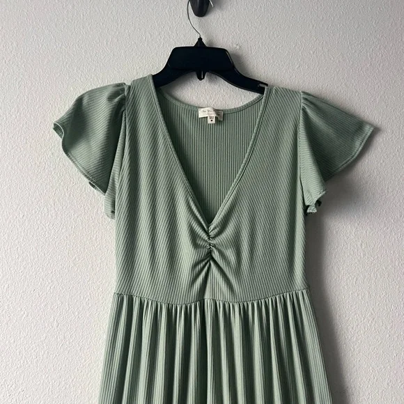 See You Monday Sage Green Twist-Front Tiered Midi Dress - Picture 2 of 6